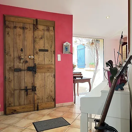 Dom wakacyjny La Douceur - 8p - Maison Familiale Avec Jardin *